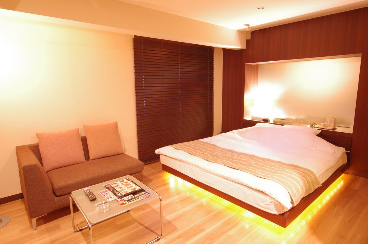 Blue Hotel Octa (Adults Only) Sapporo Ngoại thất bức ảnh