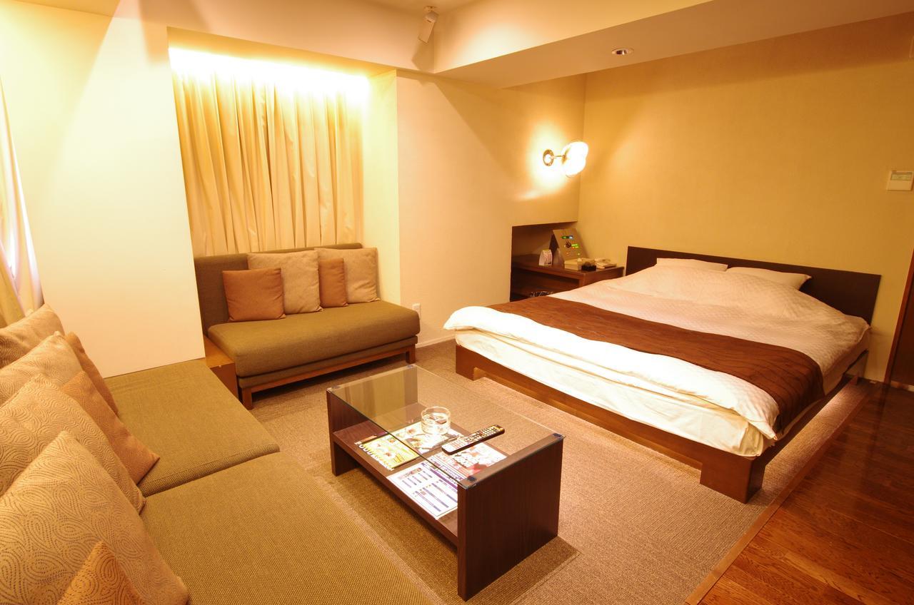 Blue Hotel Octa (Adults Only) Sapporo Ngoại thất bức ảnh