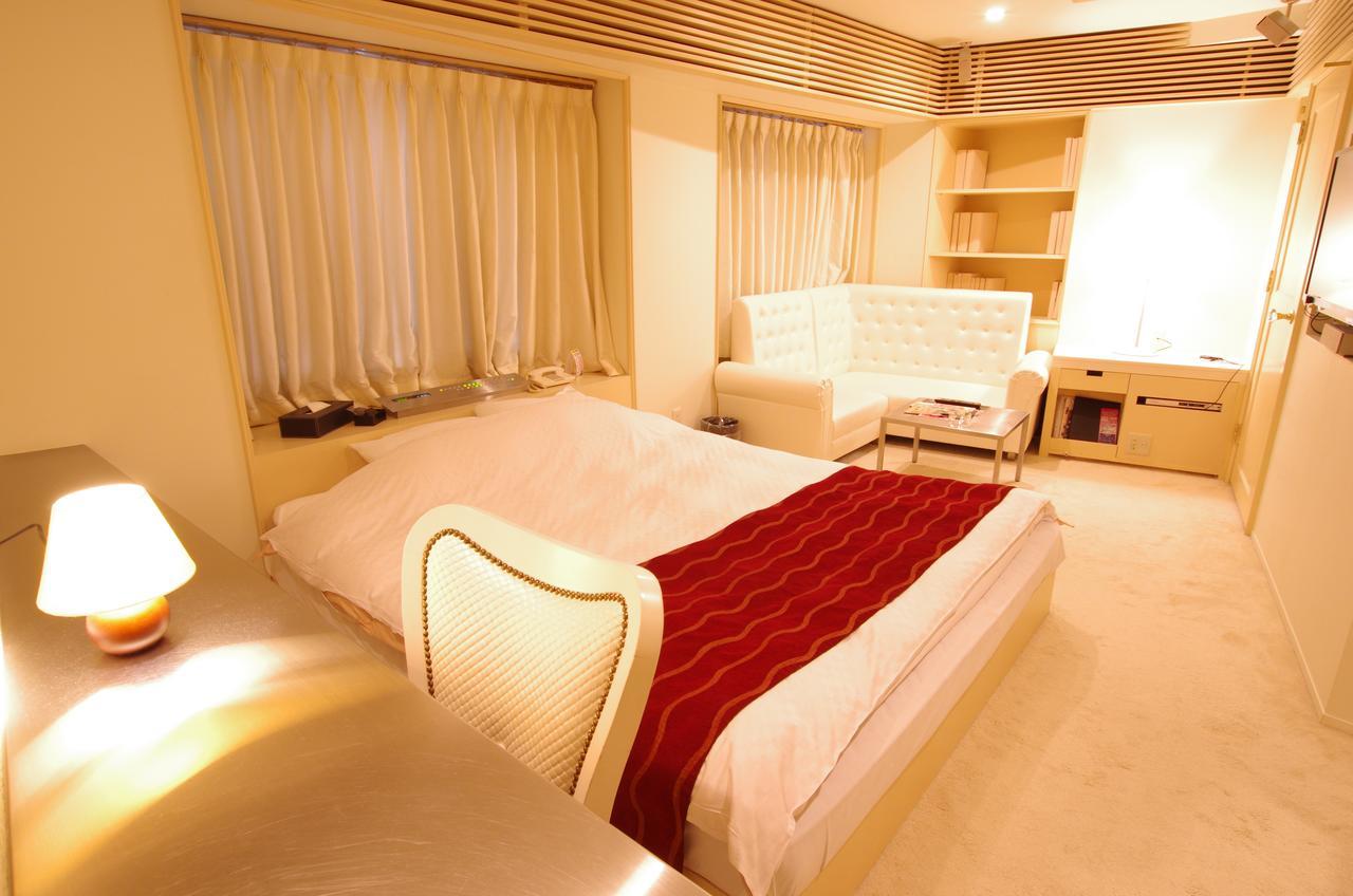 Blue Hotel Octa (Adults Only) Sapporo Ngoại thất bức ảnh