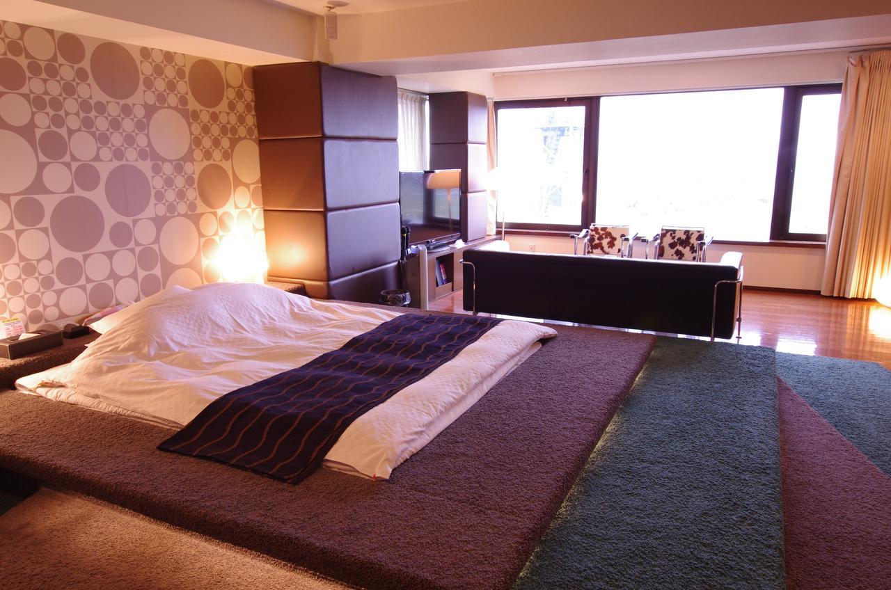 Blue Hotel Octa (Adults Only) Sapporo Ngoại thất bức ảnh