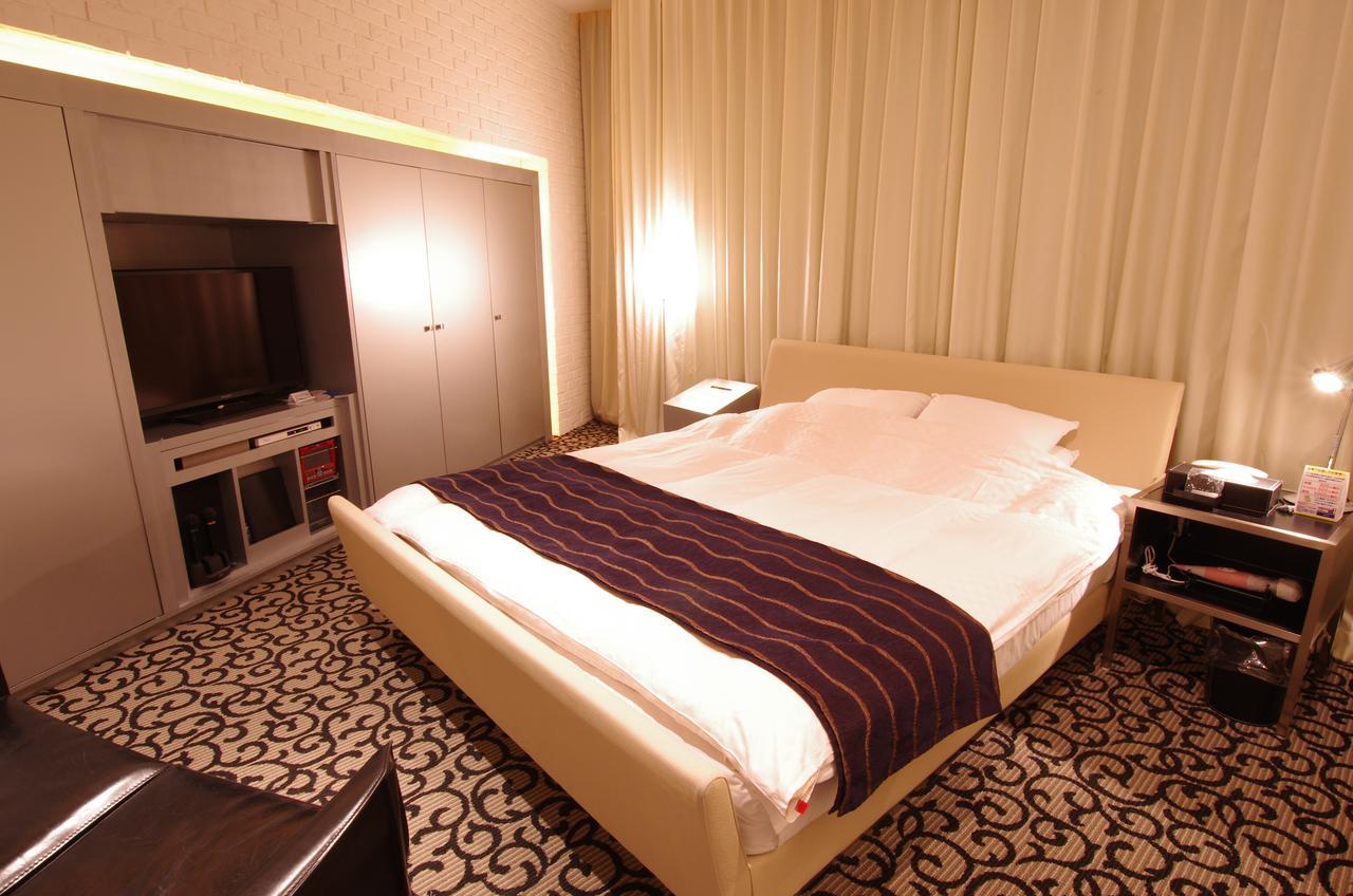 Blue Hotel Octa (Adults Only) Sapporo Ngoại thất bức ảnh