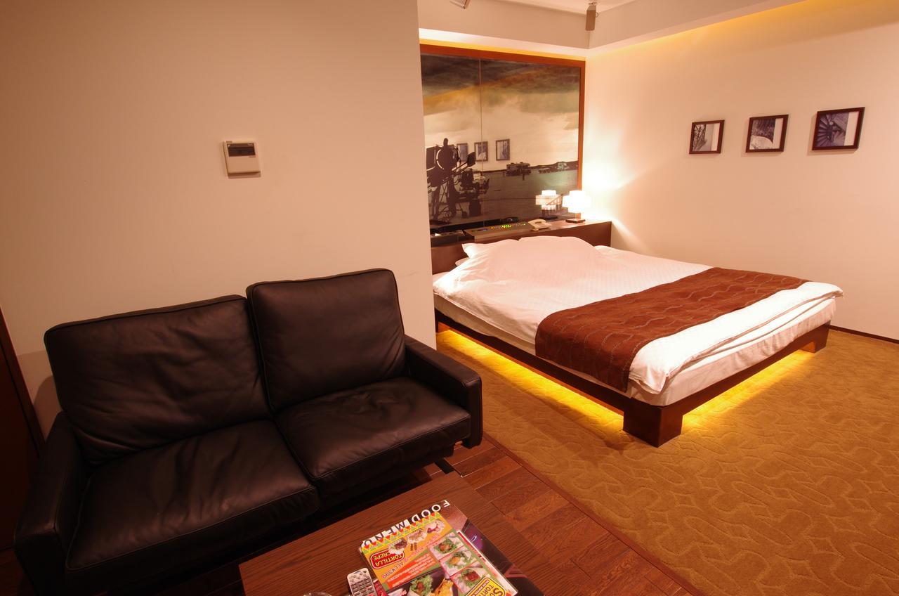 Blue Hotel Octa (Adults Only) Sapporo Ngoại thất bức ảnh