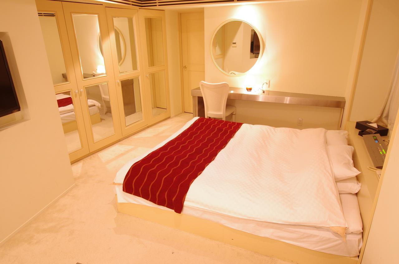 Blue Hotel Octa (Adults Only) Sapporo Ngoại thất bức ảnh